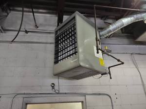 lot 128 image: Modine Model PDP200AE0130SBAN Hangi...