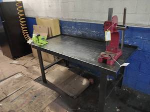 lot 42 image: Transmission Disassembly Bench with...