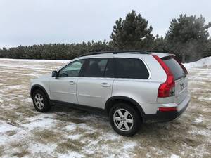 lot 1 image: 2007 Volvo XC90 AWD