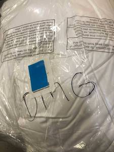lot 82 image: LoftAIRE LightweightMedium Warmth White Queen Comforter, C3H8-Q-WHITE, NEW