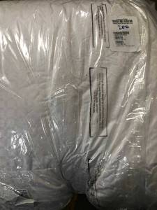 lot 87 image: Luxury Royal Baffled Ultra Warmth White Oversized King Goose Down Comforter, C2U1-K-WHITE, NEW