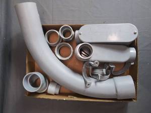 lot 36 image: Plastic Conduit Connectors