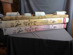 lot 86 image: 3 Sets of Lumin Track Lights