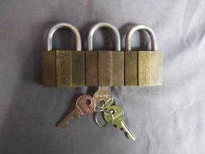 lot 90 image: 3 Paddle Locks Keyed Alike