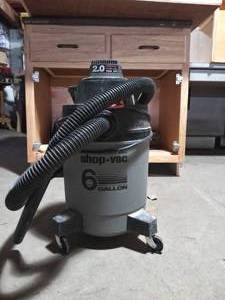 lot 96 image: 6 Gallon Shop Vac