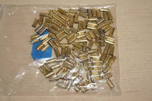 lot 26 image: 100 .40 S&W Once Fired Brass Shell Casings