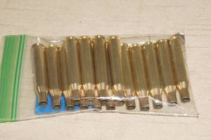 lot 29 image: 15 .270 Win Once Fired Brass Shell Casings