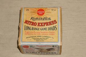 lot 62 image: Vintage Remington Nitro Express Empty Shell Box