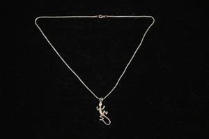 lot 125 image: Sterling Silver Lizard Pendant with Chain