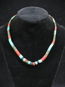 lot 132 image: Cut Stone Necklace - Turquoise