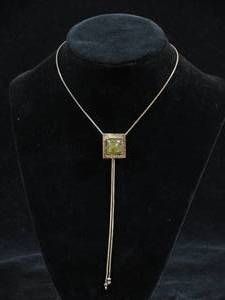 lot 139 image: Vintage Sterling Silver Pendant with Large Stone