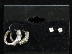 lot 160 image: 2 Pairs of Sterling Silver Earrings
