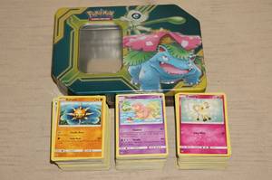 lot 198 image: Metal Tin of Pokemon Cards