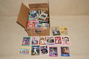 lot 209 image: Box of Baseball Cards