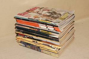 lot 238 image: Easyriders Magazines