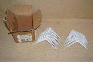 lot 244 image: 5 x 6 Shelf Brackets