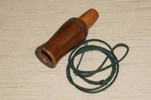 lot 271 image: Antique Wood Duck Call