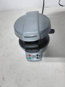lot 8 image: Hamilton Beach Breakfast Cooker