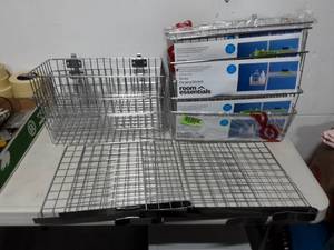 lot 38 image: 8-Hanging Baskets & 4-Shelf Dividers