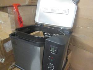 lot 9 image: Chefs Table Electric Turkey Fryer ...