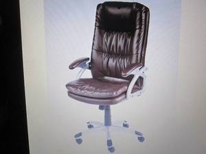 lot 12 image: Executive Office Chair open box Ret...