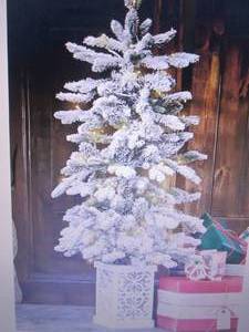 lot 76 image: Flocked Porch Tree open box Retail ...