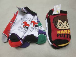 lot 107 image: 2 pks Size 5-10 NoShow Socks...