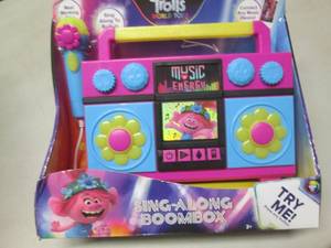 lot 115 image: Trolls Sing a Long Boombox...