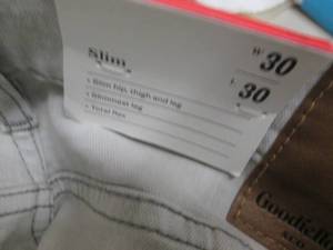 lot 241 image: 6 Pair NWT Assorted Sized Mens Pant...