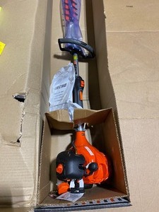 lot 4 image: ECHO 21 in. 21.2 cc Gas 2-Stroke Cycle Hedge Trimmer (NOT USED)
