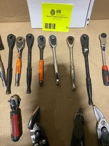 lot 13 image: A various LOT OF USED husky TOOLS Not checked