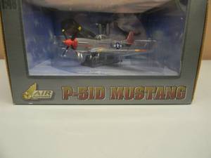 lot 2 image: AIR LEGENDS WORLD WAR SERIES 148 SCALE DIE-CAST - P-51D MUSTANG DUTCHMAN - NEW IN BOX - SEE PICTURES