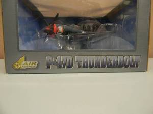 lot 3 image: AIR LEGENDS WORLD WAR SERIES 148 SCALE DIE-CAST - P-47 THUNDERBOLT BIG CHIEF - NEW IN BOX - SEE PICTURES