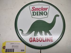 lot 559 image: Sinclair Dino Tin Sign, 12...