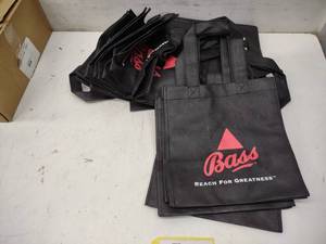 lot 528 image: Quantity Bass Ale Totes...