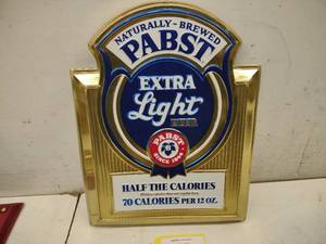 lot 523 image: Pabst Sign, Poly...
