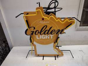 lot 34 image: Michelob GL MN, Broken Tube...