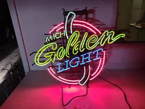 lot 52 image: Michelob GL  ...