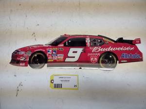 lot 25 image: Budweiser Nascar #9 Sign
