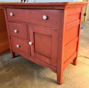 lot 7 image: Vintage Painted Wash Stand