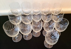 lot 26 image: Swirled Stemware