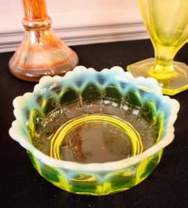 lot 35 image: Variety of VintageAntique Colored Glassware