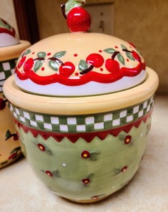 lot 39 image: Mary Engelbreit Ceramic Canister Set