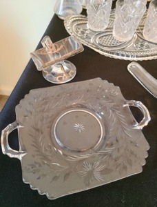 lot 37 image: Large Variety of Vintage CutPressed Glassware