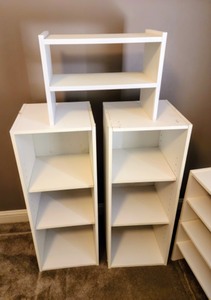 lot 80 image: White Closet Organizing Shelves