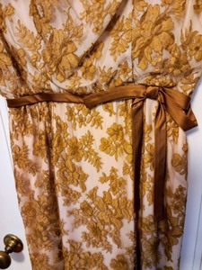 lot 85 image: Vintage Ladies Lace Dress