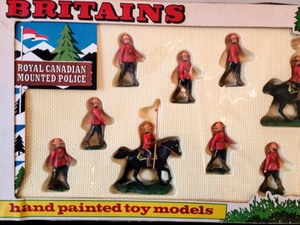 lot 116 image: Vintage Britains Action Figure Sets