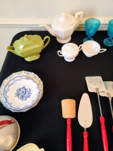 lot 123 image: Vintage Toy Cookware