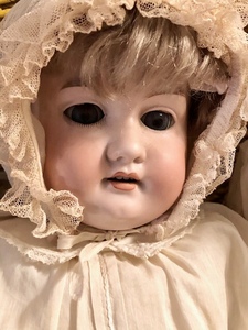 lot 56 image: Trio of Vintage Dolls
