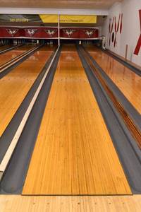 lot 7 image: Bowling Lane - 42 x 60 x 2 Thick - Wood Only